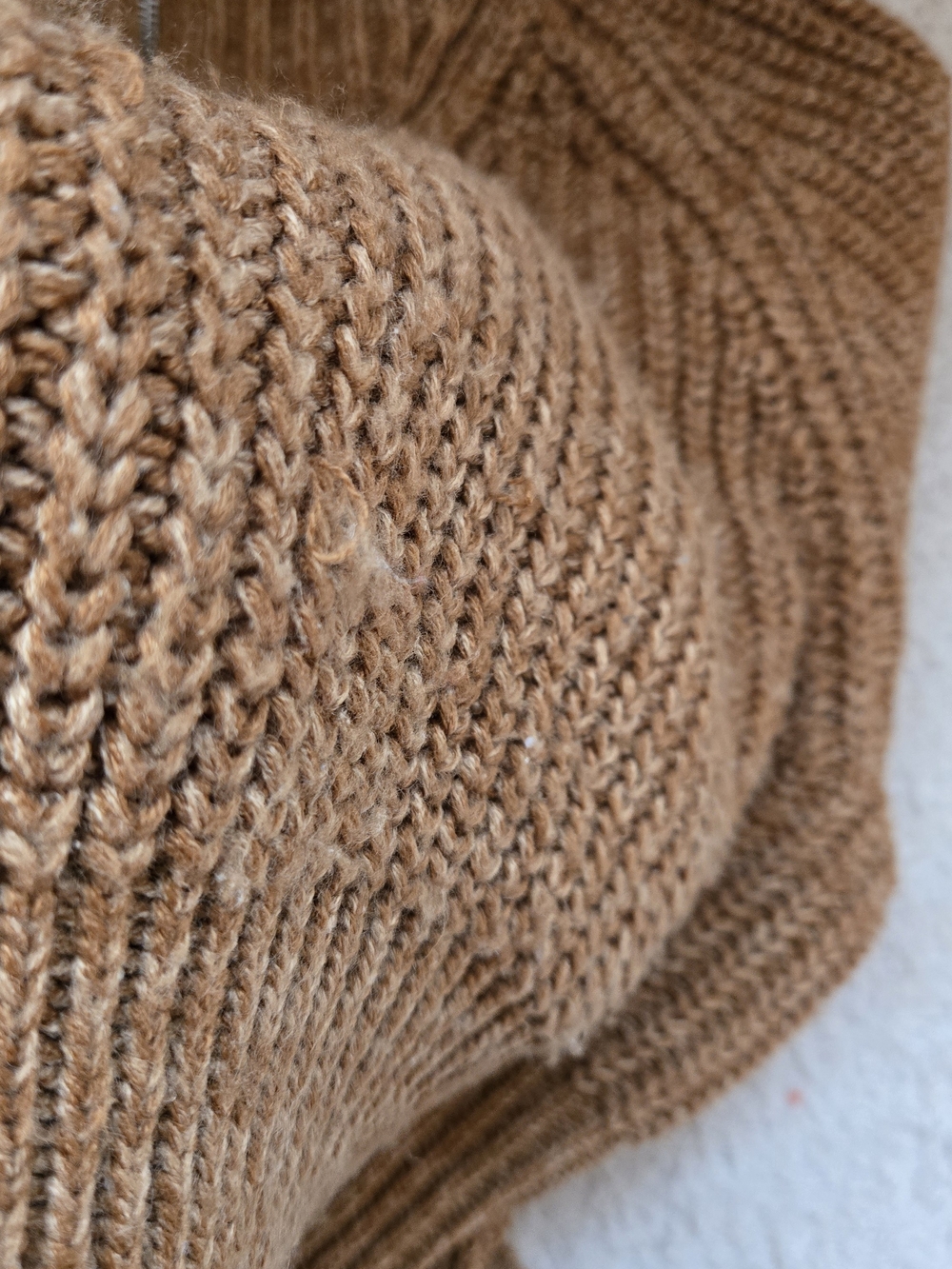 H&M Cropped Half-Zip Turtleneck Sweater - Camel Brown - Picture 5 of 6